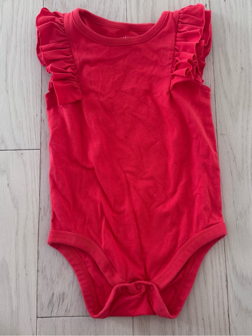 Cat & Jack Girls Red Ruffle Sleeve One-Piece Bodysuit 18M